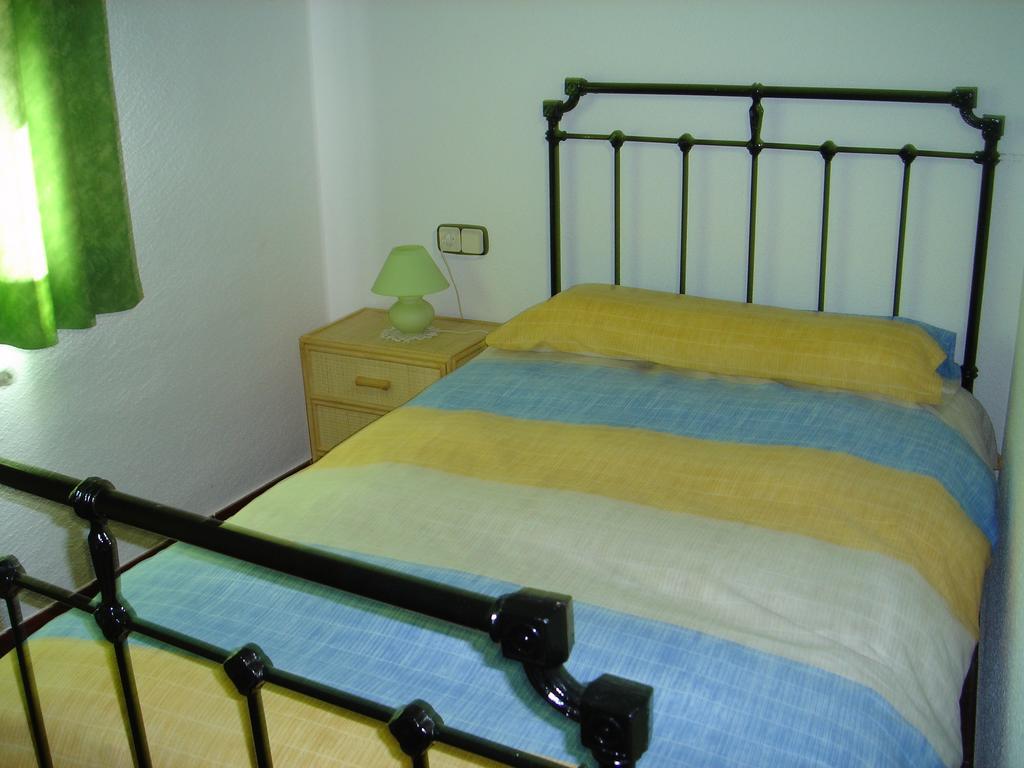Apartamentos Serrano Рибатахада Экстерьер фото
