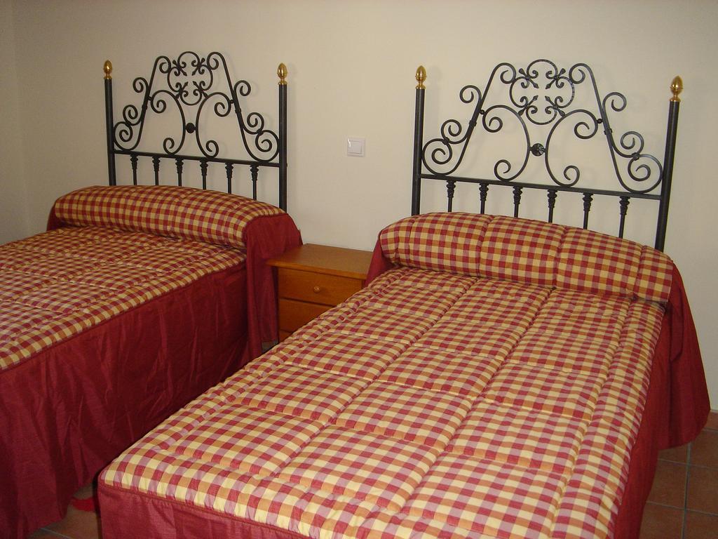 Apartamentos Serrano Рибатахада Экстерьер фото